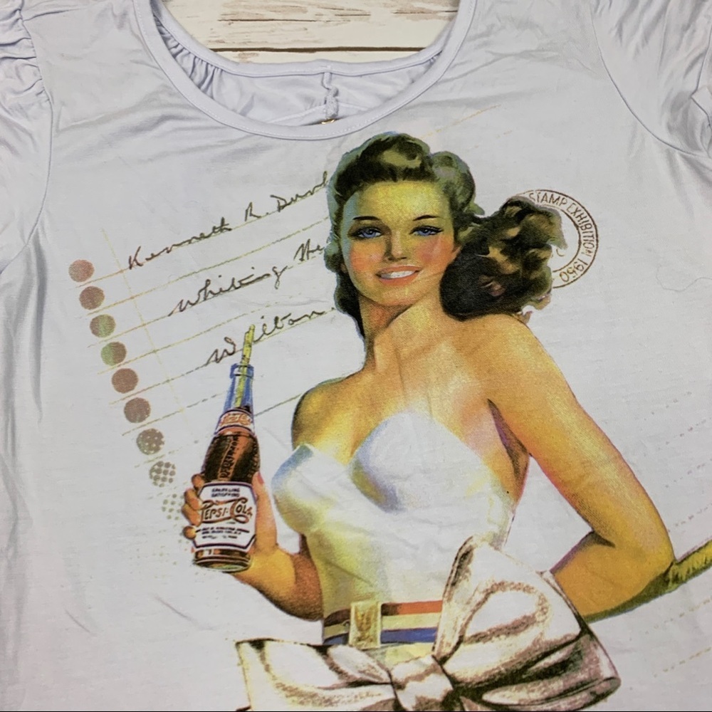 Pepsi Cola White Graphic Button & Keyhole Back - Picture 14 of 14